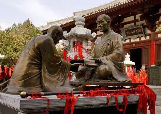 摄于西安青龙寺：惠果阿阇梨传衣钵于弘法大师.jpg