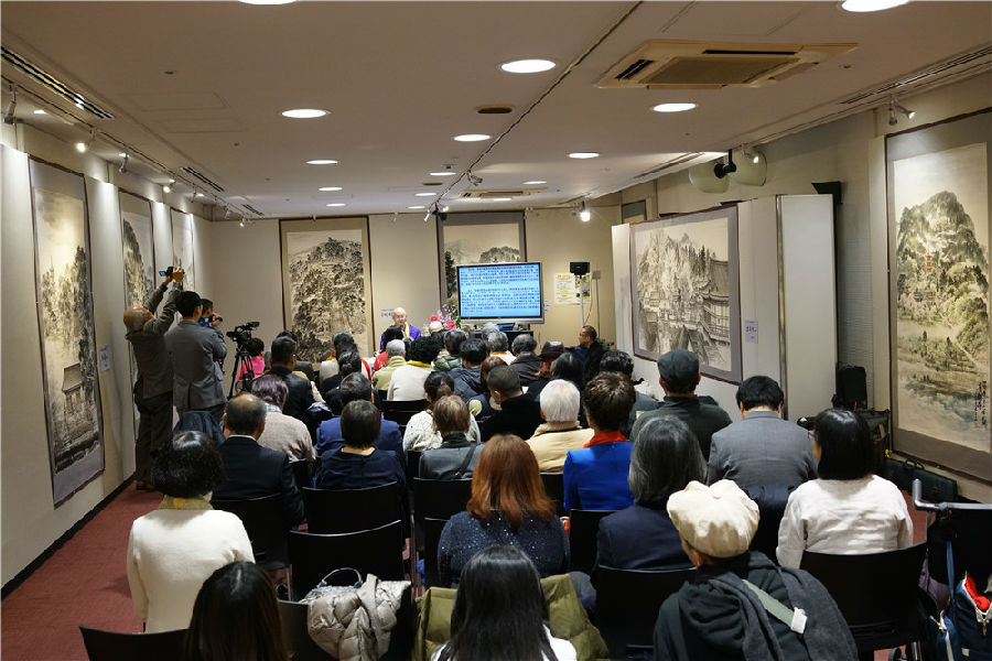 图11：讲座现场.jpg