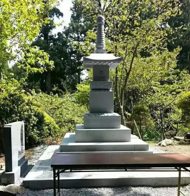 令一切佛流泪之宝塔 ——宝箧印陀罗尼塔之殊胜功德